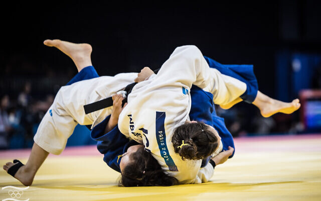 Israeli judoka Inbar Lanir competes against Mongolia's Otgonbayaryn Khüslen in the round of 16 women's under-78kg weight class at the 2024 Paris Olympics on August 1, 2024. (Olympic Committee of Israel) Israeli judoka Inbar Lanir competes against Mongolia's Otgonbayaryn Khüslen in the round of 16 women's under-78kg weight class at the 2024 Paris Olympics on August 1, 2024. (Olympic Committee of Israel)