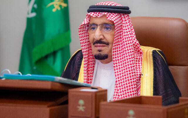 Saudi Arabia's King Salman bin Abdulaziz al-Saud chairs a virtual Cabinet session in Jeddah, Saudi Arabia, May 28, 2024. (SPA / AFP) Saudi Arabia's King Salman bin Abdulaziz al-Saud chairs a virtual Cabinet session in Jeddah, Saudi Arabia, May 28, 2024. (SPA / AFP)