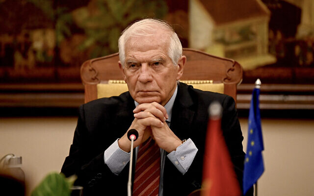 High Representative of the European Union for Foreign Affairs and Security Policy Josep Borrell attends a meeting with Vietnam's Foreign Minister Bui Thanh Son (not pictured) at the Government Guest House in Hanoi on July 30, 2024. (Nhac NGUYEN / AFP) High Representative of the European Union for Foreign Affairs and Security Policy Josep Borrell attends a meeting with Vietnam's Foreign Minister Bui Thanh Son (not pictured) at the Government Guest House in Hanoi on July 30, 2024. (Nhac NGUYEN / AFP)