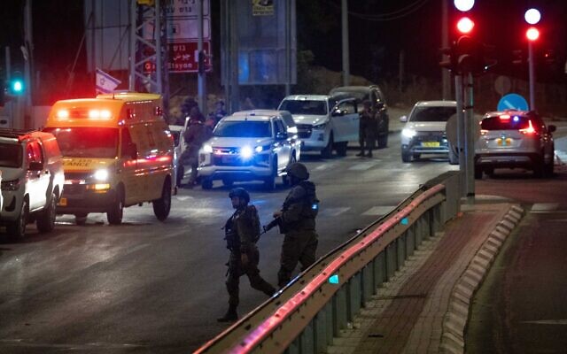 Israeli security forces at the scene of a car bomb explosion in the the Gush Eztion Junction in the West Bank, on August 31, 2024. (Yonatan Sindel/Flash90) Israeli security forces at the scene of a car bomb explosion in the the Gush Eztion Junction in the West Bank, on August 31, 2024. (Yonatan Sindel/Flash90)