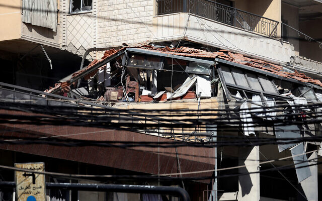 A view shows a damaged building at the site of an alleged Israeli strike in Beirut's southern suburbs, Lebanon, September 26, 2024. (Reuters/Mohamed Azakir)