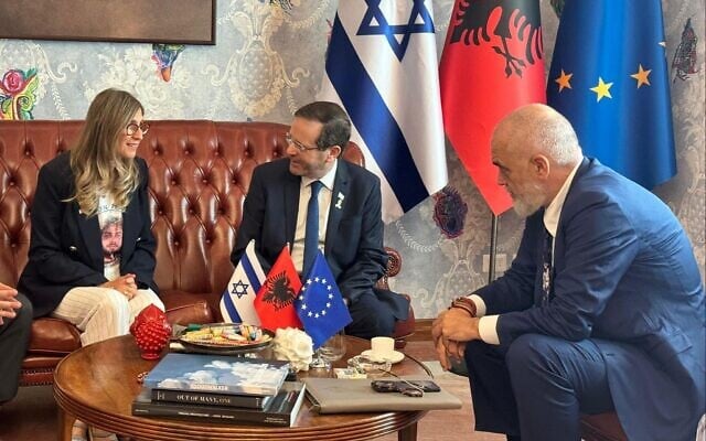 President Isaac Herzog meets with Albanian Prime Minister Edi Rama in Albania, September 12, 2024. (Haim Zach/GPO) President Isaac Herzog meets with Albanian Prime Minister Edi Rama in Albania, September 12, 2024. (Haim Zach/GPO)