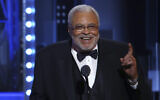 James Earl Jones accepts the special Tony award for Lifetime Achievement in the Theatre at the 71st annual Tony Awards, June 11, 2017, in New York. (Michael Zorn/Invision/AP, File)
