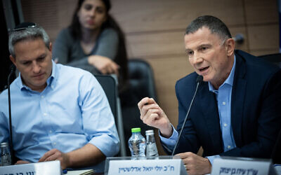 MK Yuli Edelstein chairs a meeting of the Knesset Foreign Affairs and Defense Committee meeting, September 18, 2024. (Yonatan Sindel/Flash90)