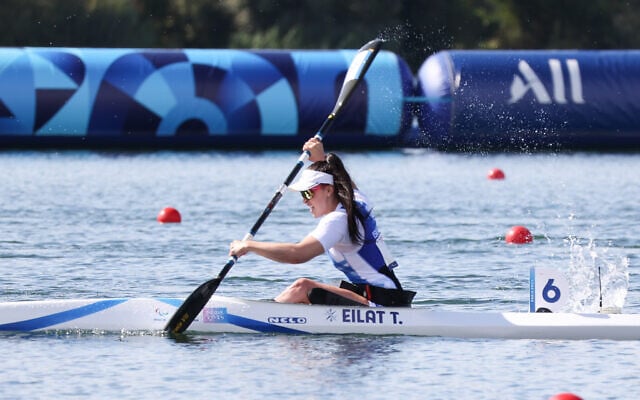Israeli kayaker Talia Eilat competes in the heats of the women's 200m single's race at the 2024 Paris Paralympics on September 6, 2024. (Lilach Weiss Rosenberg) Israeli kayaker Talia Eilat competes in the heats of the women's 200m single's race at the 2024 Paris Paralympics on September 6, 2024. (Lilach Weiss Rosenberg)