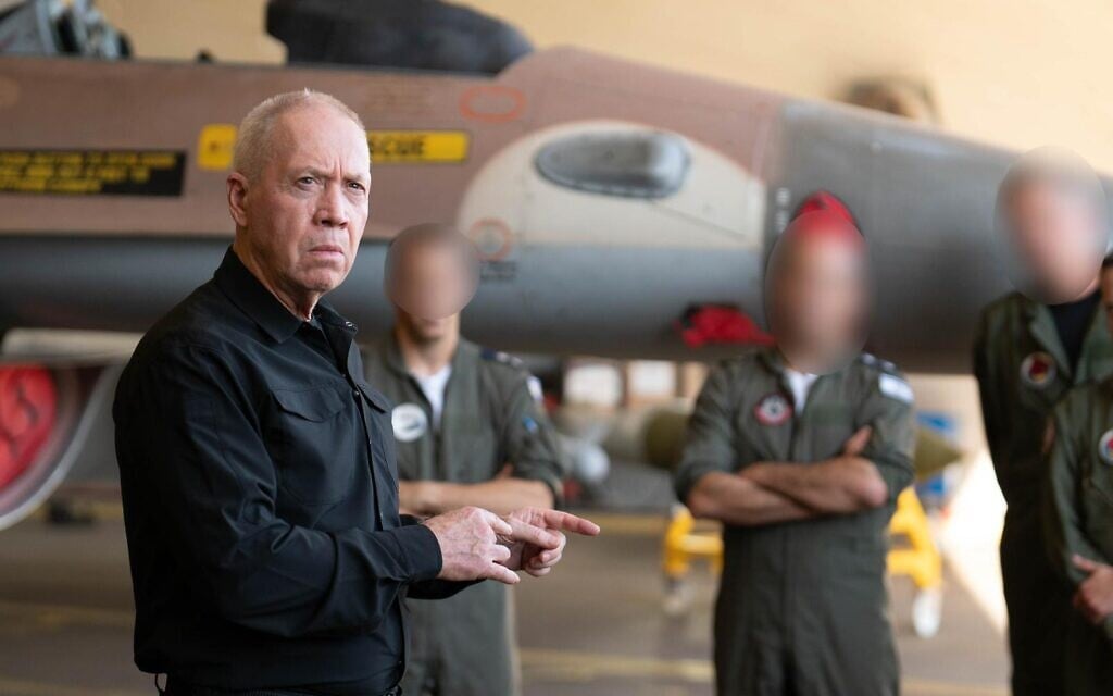 Defense Minister Yoav Gallant speaks to Israeli Air Force personnel at the Ramat David Airbase in northern Israel, September 18, 2024. (Ariel Heremoni/ Defense Ministry)