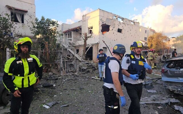 Medics at the scene of a rocket impact n the Krayot area of northern Israel on September 22, 2024 (Magen David Adom) Medics at the scene of a rocket impact n the Krayot area of northern Israel on September 22, 2024 (Magen David Adom)
