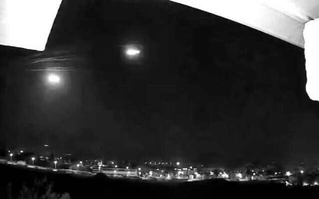Screen capture from video apparently showing interceptor missiles fired by Israel to shoot down incoming rockets from Lebanon aimed at the norther border town of Kiryat Shmona, September 8, 2024. (X. Used in accordance with Clause 27a of the Copyright Law)