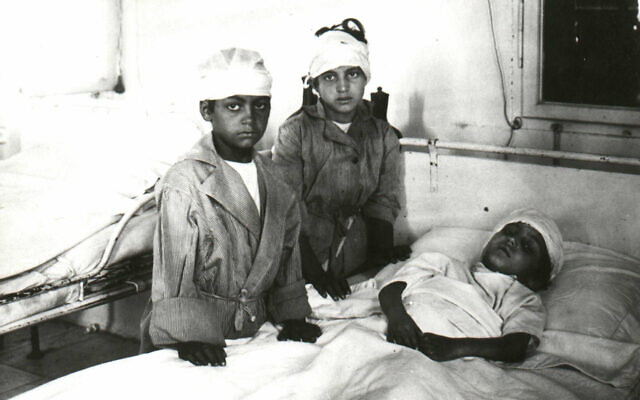 Wounded Jewish boys in Hebron, August 1929 (Courtesy of The Hebron Archives)