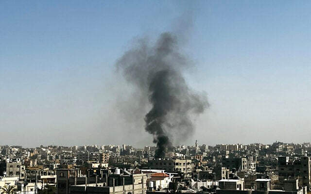 Smoke rises over Beit Lahiya, adjacent to Jabaliya in the northern Gaza Strip on October 26, 2024 (Photo by AFP) Smoke rises over Beit Lahiya, adjacent to Jabaliya in the northern Gaza Strip on October 26, 2024 (Photo by AFP)