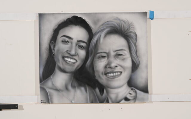 Ex-hostage Noa Argamani and her mother, Liora Argamani, who passed away shortly after Noa was rescued by IDF forces from captivity in Gaza, portrait by Benzi Brofman (Courtesy Tzachi Kivenshtein)