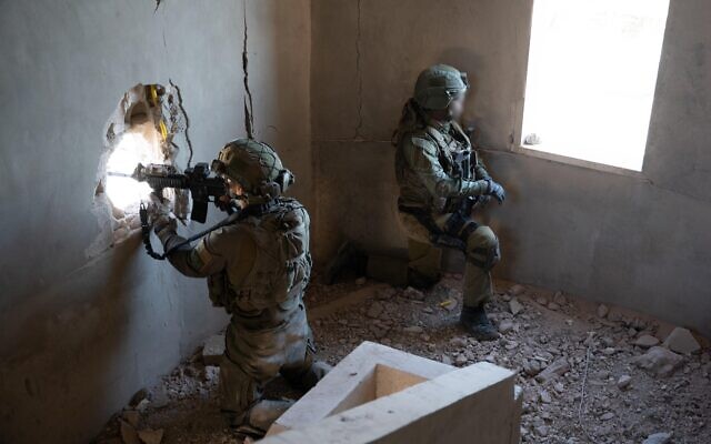 Troops of the 226th Reserve Paratroopers Brigade operate in southern Lebanon, in a handout image published October 27, 2024. (Israel Defense Forces) Troops of the 226th Reserve Paratroopers Brigade operate in southern Lebanon, in a handout image published October 27, 2024. (Israel Defense Forces)