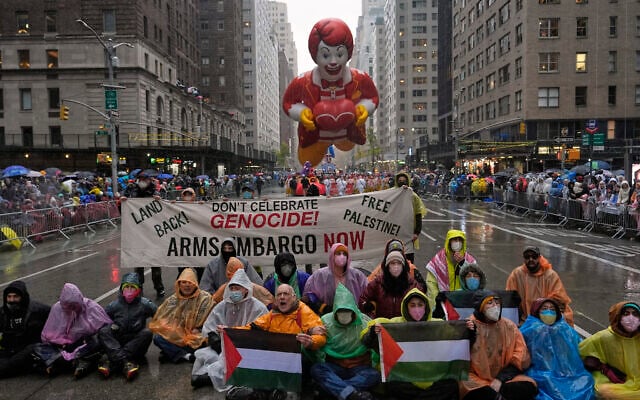 Illustrative: Pro-Palestinian, anti-Israel protesters demonstrate on Sixth Avenue during the Macy's Thanksgiving Day Parade, Thursday, Nov. 28, 2024, in New York. (AP Photo/Julia Demaree Nikhinson)