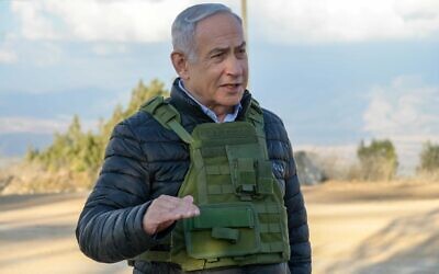 Prime Minister Benjamin Netanyahu visits Israel's northern border on November 3, 2024. (Maayan Toaf/GPO)