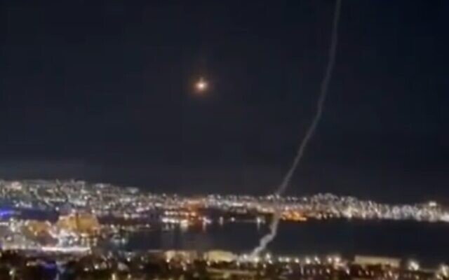 A still made from video shared online shows an interceptor missile falling back toward Eilat on November 18, 2024. (screen capture: X; used in accordance with Clause 27a of the Copyright Law)