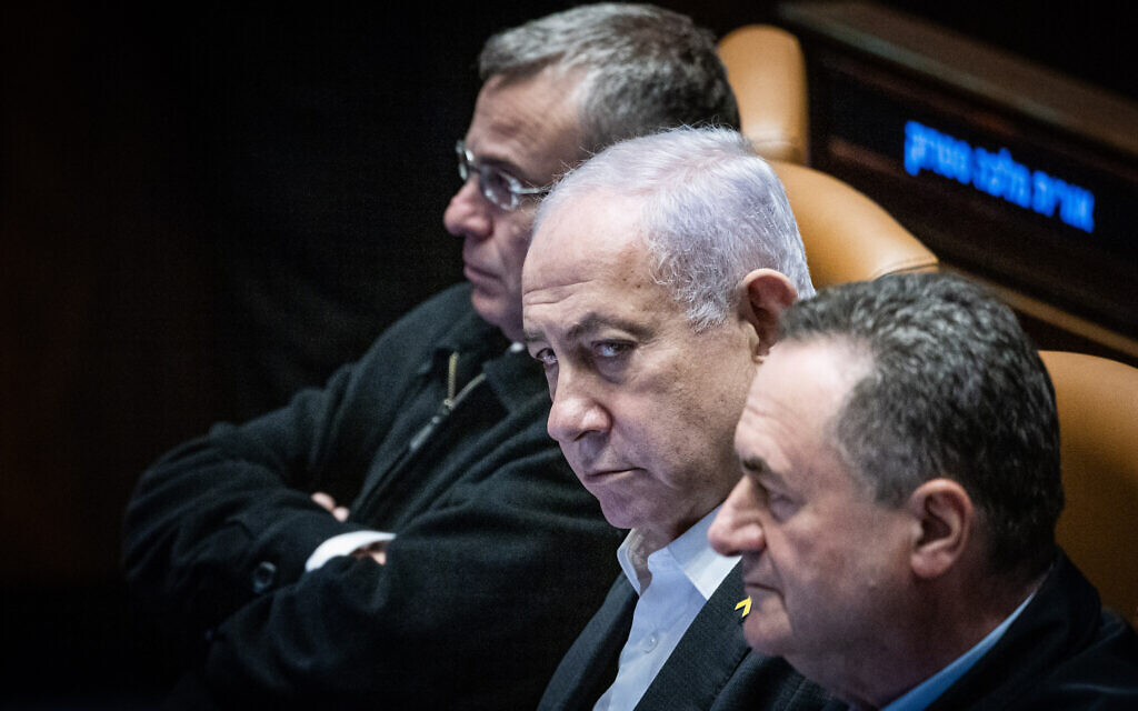 PM leaves hospital to cast decisive vote on a budget law, thwarting Ben Gvir revolt