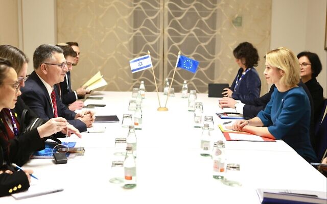 Foreign Minister Gideon Sa'ar meets with EU foreign policy chief Kaja Kallas in Malta on December 4, 2024. (Shalev Man/Foreign Ministry) Foreign Minister Gideon Sa'ar meets with EU foreign policy chief Kaja Kallas in Malta on December 4, 2024. (Shalev Man/Foreign Ministry)