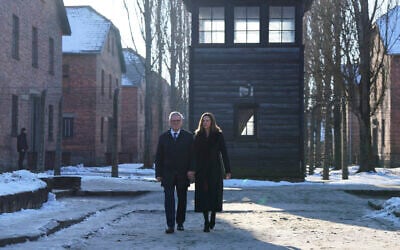 Britain's Prime Minister Keir Starmer and his wife Victoria Starmer visit the Memorial And Museum Auschwitz-Birkenau in Oswiecim, Poland, January 17, 2025. (Aleksandra Szmigiel/Pool via AP) Britain's Prime Minister Keir Starmer and his wife Victoria Starmer visit the Memorial And Museum Auschwitz-Birkenau in Oswiecim, Poland, January 17, 2025. (Aleksandra Szmigiel/Pool via AP)