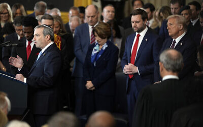 Rabbi Ari Berman prays during the 60th Presidential Inauguration at the US Capitol in Washington, January 20, 2025. (AP Photo/ Julia Demaree Nikhinson, Pool)