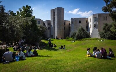 Students at the Mount Scopus campus of Hebrew University on the first day of the academic year, October 23, 2022. (Olivier Fitoussi/FLASH90)