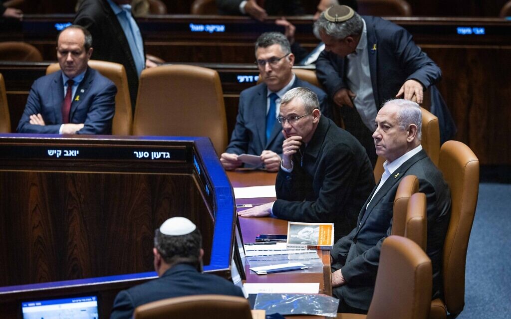 Daily Briefing Jan. 1: Day 453 – Drama in Knesset as PM leaves hospital bed for vote