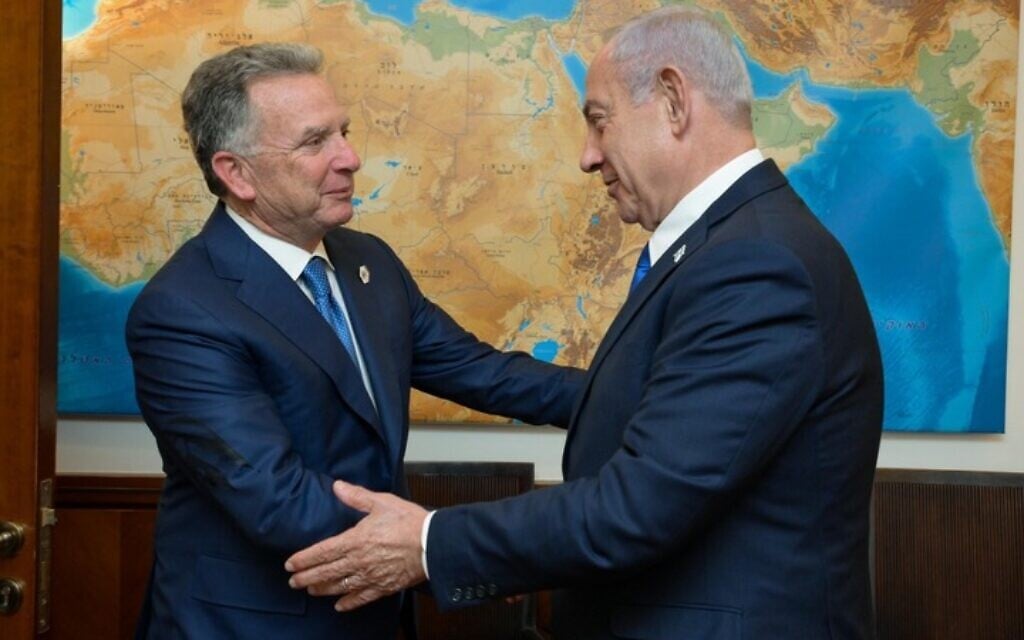 Prime Minister Benjamin Netanyahu (right) meets with US President Donald Trump's Middle East envoy Steve Witkoff in his office in Jerusalem on January 29, 2025. (Maayan Toaf/GPO)