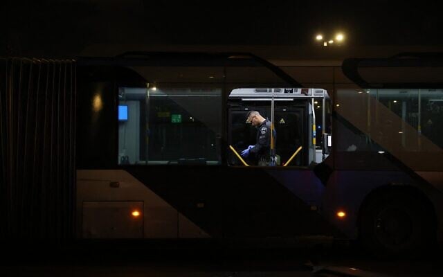Security forces and bomb disposal units at the scene of a bus explosion in Bat Yam on February 20, 2025. (Oren Ziv/AFP) Security forces and bomb disposal units at the scene of a bus explosion in Bat Yam on February 20, 2025. (Oren Ziv/AFP)