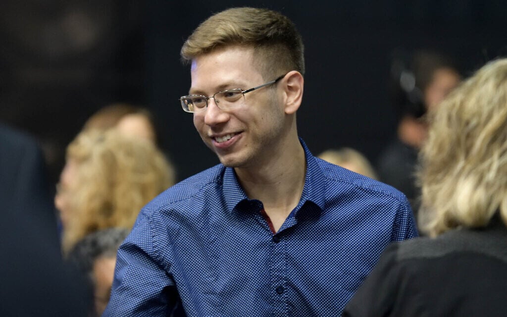 PM’s firebrand son baselessly suggests Israeli left to blame for major blazes