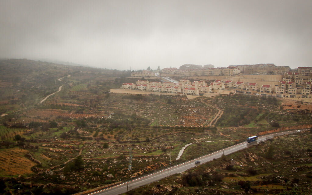 Watchdog says plans advancing for nearly 1,000 more settler homes in West Bank