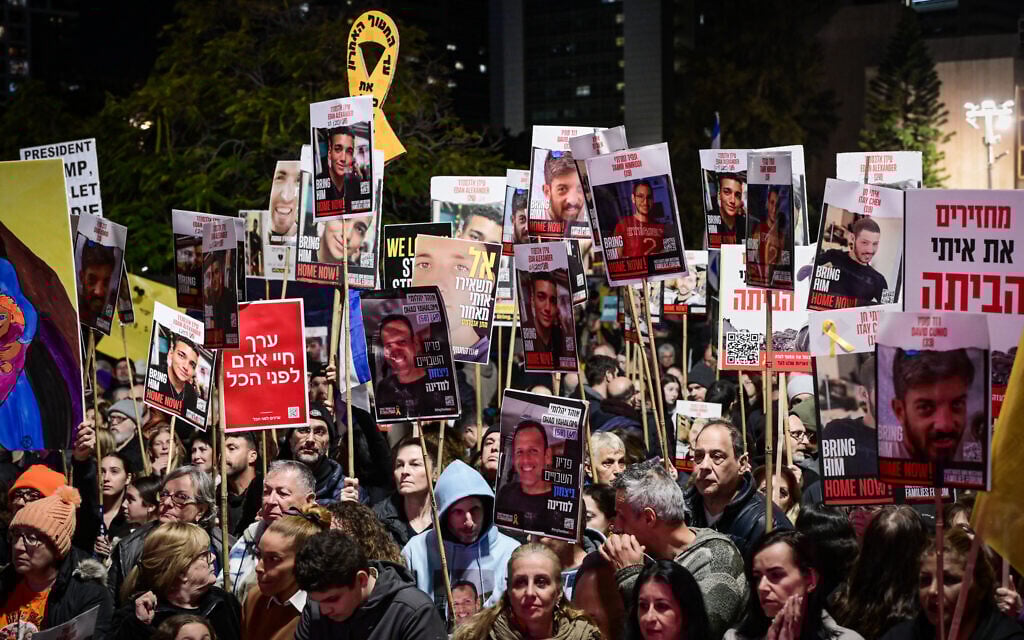 People protest for the release of Israelis held hostage by the Hamas terror group in Gaza, at Hostage Square in Tel Aviv, February 8, 2025. (Avshalom Sassoni/Flash90)