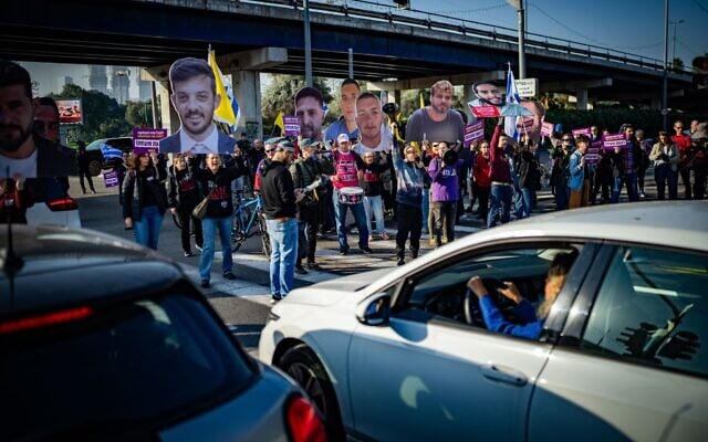 Pro-hostage deal protesters block a road in Tel Aviv, February 17, 2025. (Erik Marmor/Flash90)