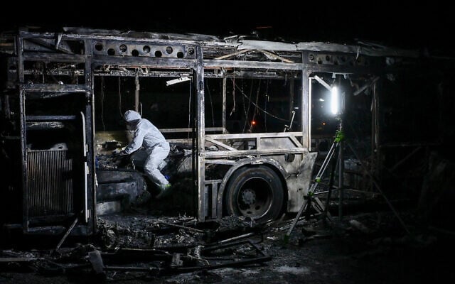 Israeli security forces at the scene of a bus bombing, in Bat Yam, central Israel, February 20, 2025. (Avshalom Sassoni/Flash90) Israeli security forces at the scene of a bus bombing, in Bat Yam, central Israel, February 20, 2025. (Avshalom Sassoni/Flash90)
