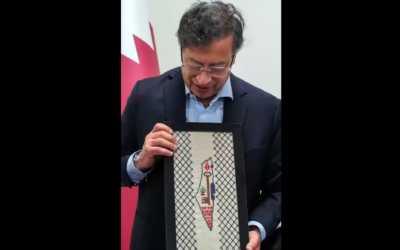Colombian President Gustavo Petro holds a picture showing a Palestinian state on Israel's territory, during a visit to the Thumama Medical Center in Doha, Qatar, February 14, 2025. (Screen capture: X/Gustavo Petro, used in accordance with Clause 27a of the Copyright Law)