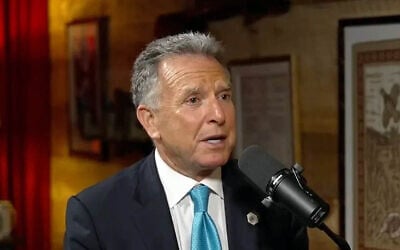 US special envoy to the Mideast Steve Witkoff is interviewed on Tucker Carlson's podcast on March 21, 2025. (Screen capture/X)