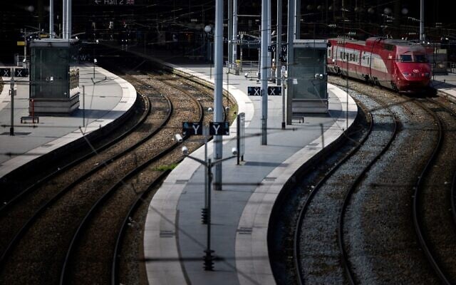 This picture taken  in Paris on April  28, 2024 shows a Thalys train of French railway company SNCF at Gare du Nord railway station. (JOEL SAGET / AFP)