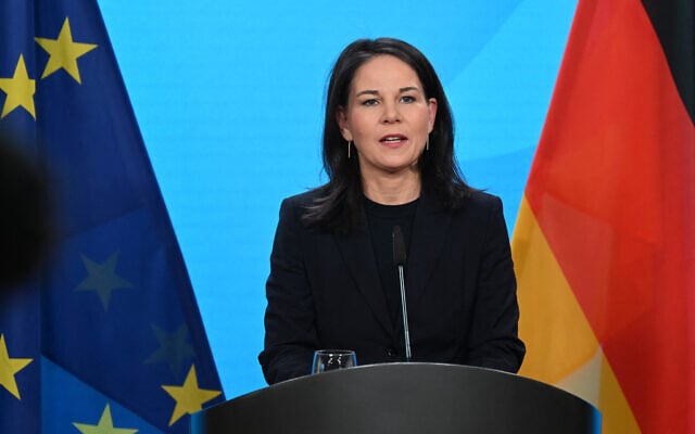 German Foreign Minister Annalena Baerbock gives a press statement on the support of Ukraine, at the Foreign Office in Berlin on March 1, 2025 (RALF HIRSCHBERGER / AFP)