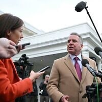 US Middle East envoy Steve Witkoff speaks to reporters outside the West Wing of the White House in Washington, March 6, 2025. (Mandel Ngan / AFP)