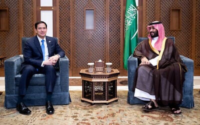 Saudi Crown Prince and Prime Minister Mohammed bin Salman meets with US Secretary of State Marco Rubio on the Royal Palace grounds in Jeddah, Saudi Arabia, March 10, 2025. (SAUL LOEB / POOL / AFP)