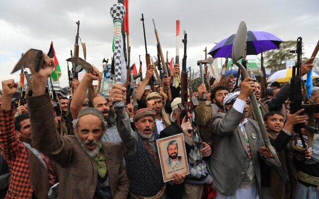 Supporters of Yemen's Houthi rebels attend a rally marking the annual Quds (Jerusalem) Day commemorations in Sanaa on March 28, 2025 (Mohammed Huwais / AFP) Supporters of Yemen's Houthi rebels attend a rally marking the annual Quds (Jerusalem) Day commemorations in Sanaa on March 28, 2025 (Mohammed Huwais / AFP)