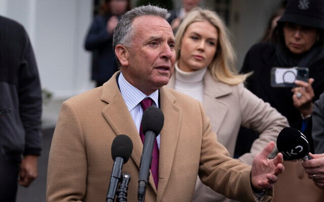 US special envoy Steve Witkoff, center, accompanied by White House press secretary Karoline Leavitt, speaks with reporters at the White House in Washington, Thursday, March 6, 2025. (AP Photo/Ben Curtis)