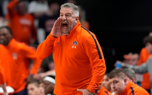 Auburn head coach Bruce Pearl yells towards his players during the second half in the second round of the NCAA college basketball tournament against Creighton, Saturday, March 22, 2025, in Lexington, Ky. (AP Photo/Brynn Anderson) Auburn head coach Bruce Pearl yells towards his players during the second half in the second round of the NCAA college basketball tournament against Creighton, Saturday, March 22, 2025, in Lexington, Ky. (AP Photo/Brynn Anderson)