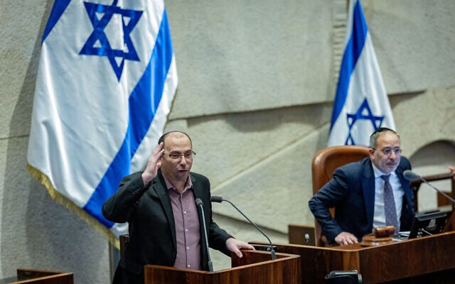 MK Simcha Rothman addresses the Knesset plenum, March 3, 2025. (Chaim Goldberg/Flash90)