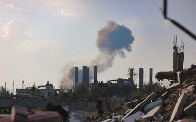 Smoke rises after an Israeli airstrike in Gaza City, March 18, 2025. (Ali Hassan/Flash90)