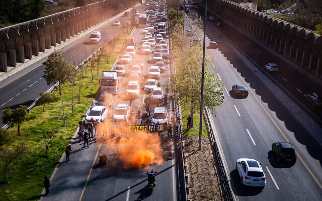 Israelis block the Begin Highway in Jerusalem, during a protest calling for the release of hostages held in Gaza, March 31, 2025.(Yonatan Sindel/Flash90) Israelis block the Begin Highway in Jerusalem, during a protest calling for the release of hostages held in Gaza, March 31, 2025.(Yonatan Sindel/Flash90)