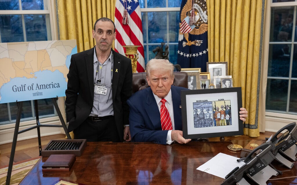 Released hostage Eli Sharabi meets with US President Donald Trump in the Oval Office on March 5, 2025. (White House/X)