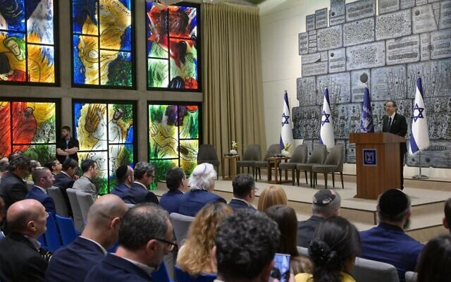 President Isaac Herzog speaks to Jewish leaders at his residence in Jerusalem on March 26, 2025 ((Amos Ben Gershom/GPO) President Isaac Herzog speaks to Jewish leaders at his residence in Jerusalem on March 26, 2025 ((Amos Ben Gershom/GPO)