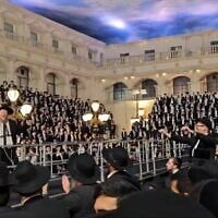 Ultra-Orthodox students at the Ateret Shlomo yeshiva chain dance and sing at the wedding of the seminary chief's son, in Mishor Adumim in the West Bank, March 11, 2025. (Screenshot: X; used in accordance with Clause 27a of the Copyright Law)