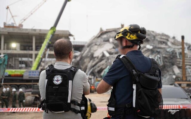 Israeli search and rescue experts are seen in Thailand on March 30, 2025, to assist following a major earthquake. (Israel Defense Forces) Israeli search and rescue experts are seen in Thailand on March 30, 2025, to assist following a major earthquake. (Israel Defense Forces)