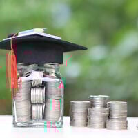 Saving for the future. (MonthiraYodtiwong, iStock by Getty Images)