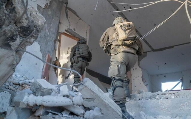 IDF troops operate in the Gaza Strip, in a handout photo issued on April 11, 2025. (Israel Defense Forces) IDF troops operate in the Gaza Strip, in a handout photo issued on April 11, 2025. (Israel Defense Forces)